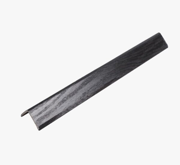 Esquinero de PVC Negro 2.90 m